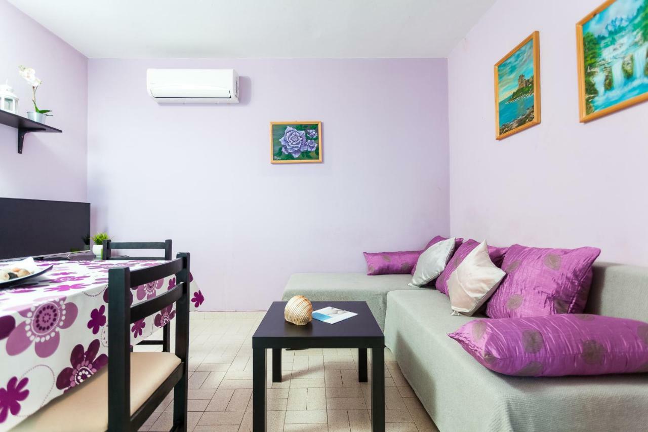 Apartments Dajna Vela Luka Eksteriør billede
