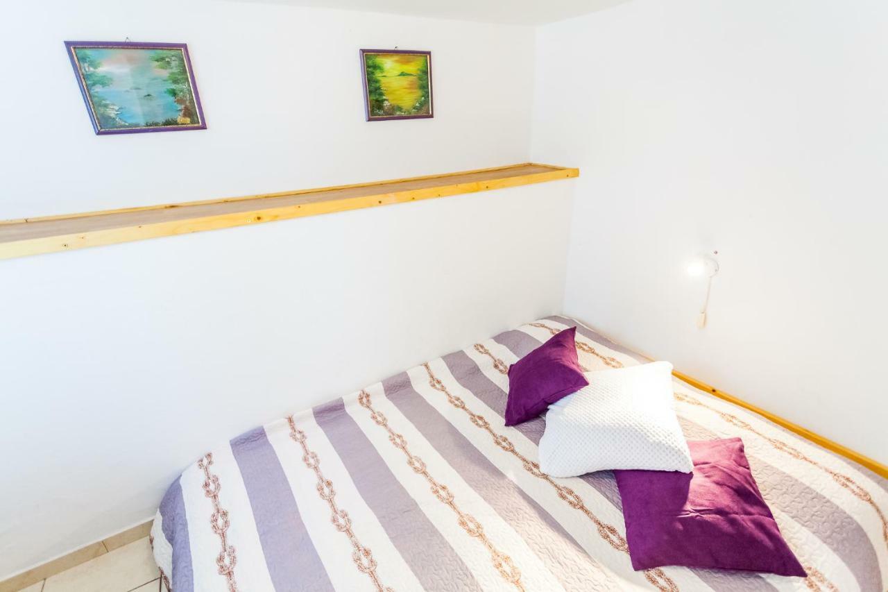 Apartments Dajna Vela Luka Eksteriør billede