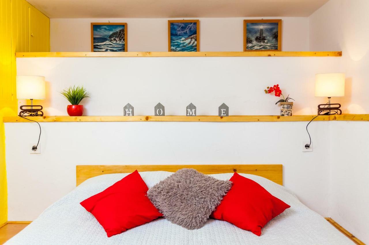 Apartments Dajna Vela Luka Eksteriør billede