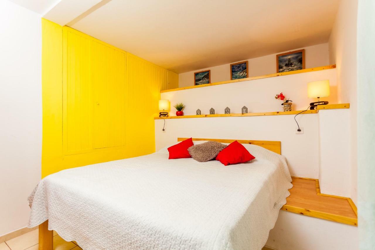 Apartments Dajna Vela Luka Eksteriør billede